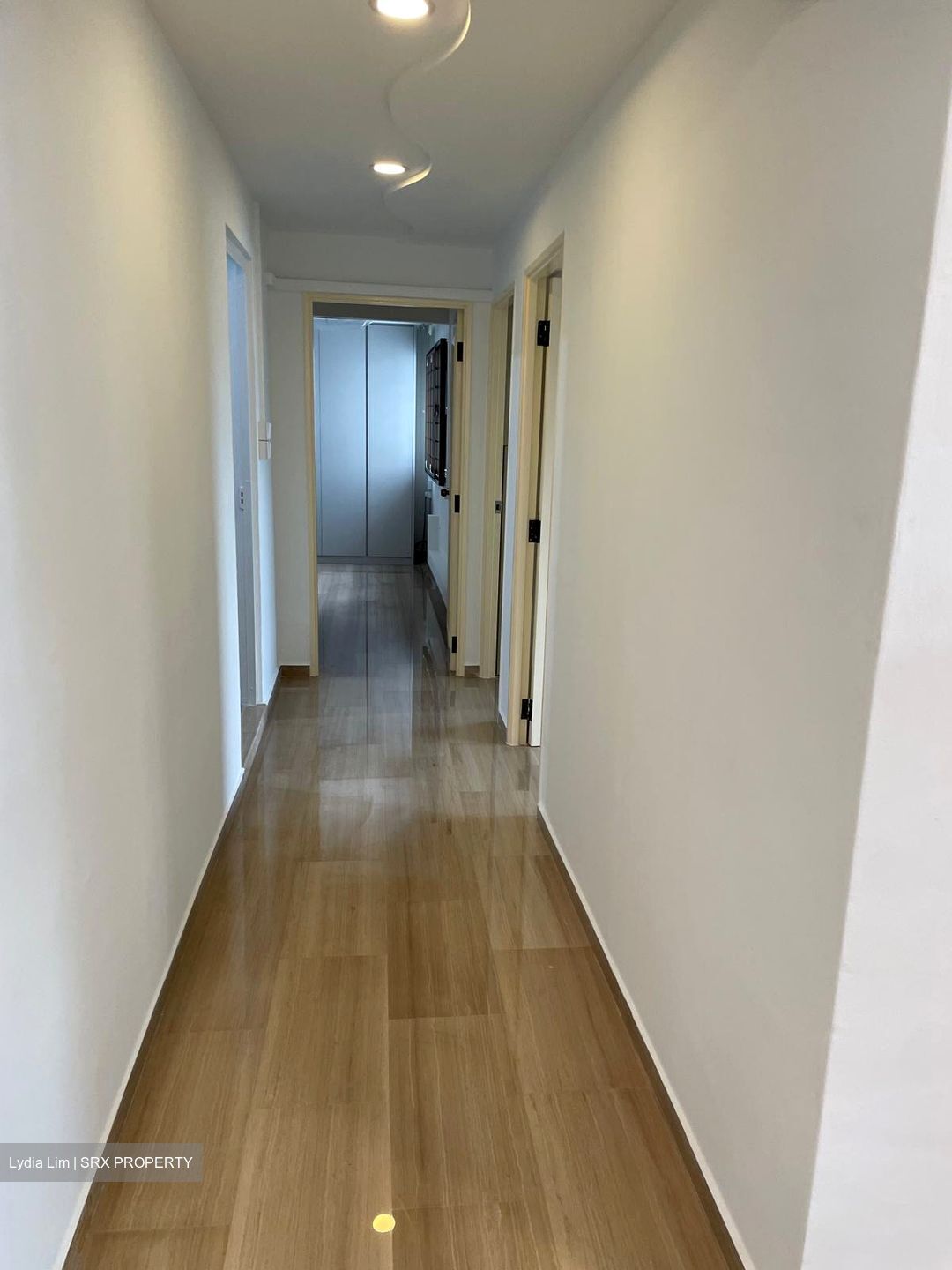 Blk 285A Toh Guan Road (Jurong East), HDB Executive #445588581